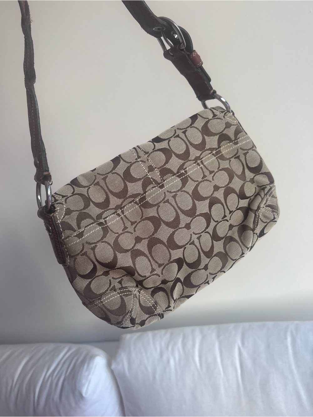 11862 Signature Coach C Tan Soho Double Pocket Shoulder Bag - Picture 8 of 10